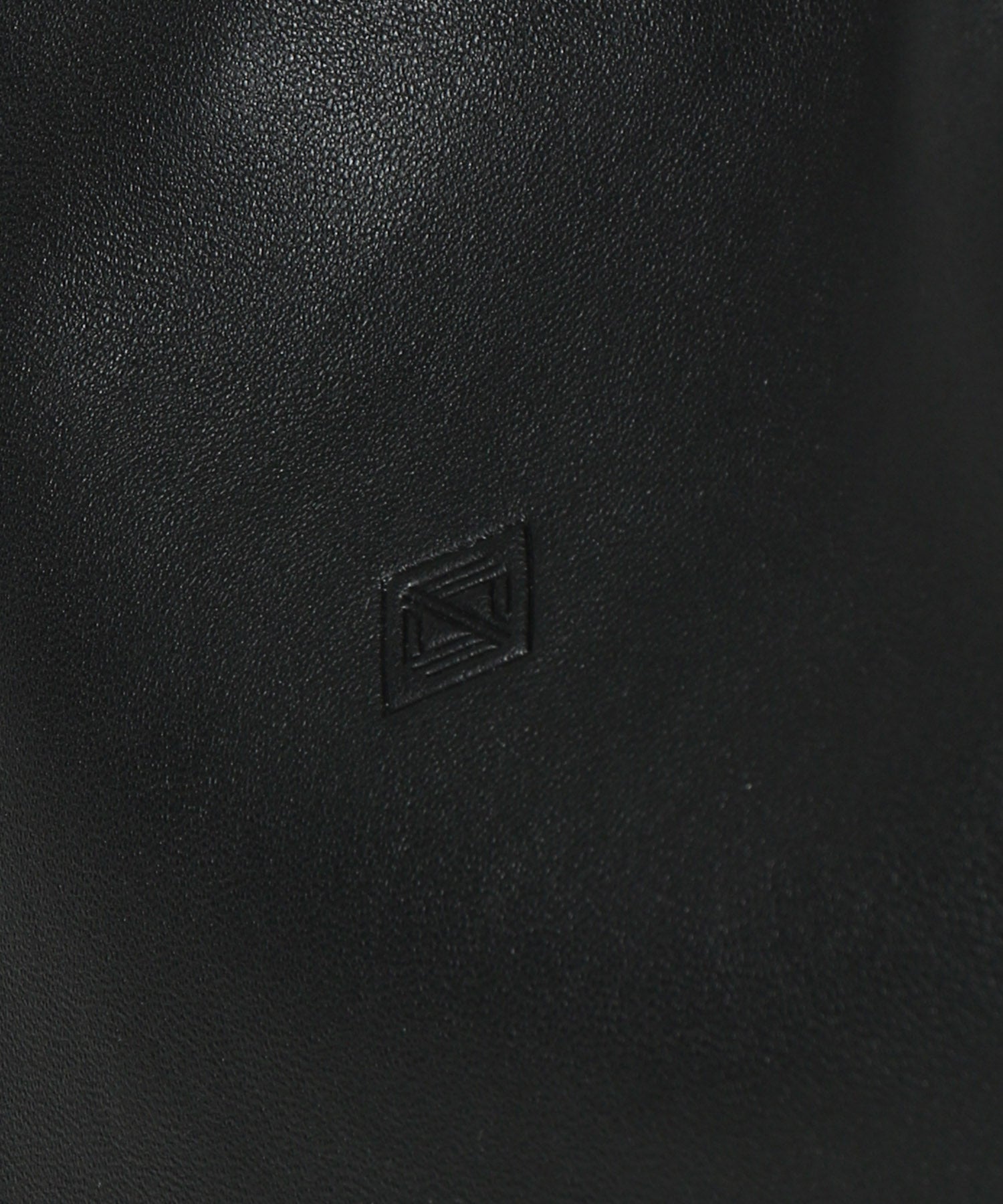 BASIC POUCH S (LAMB)