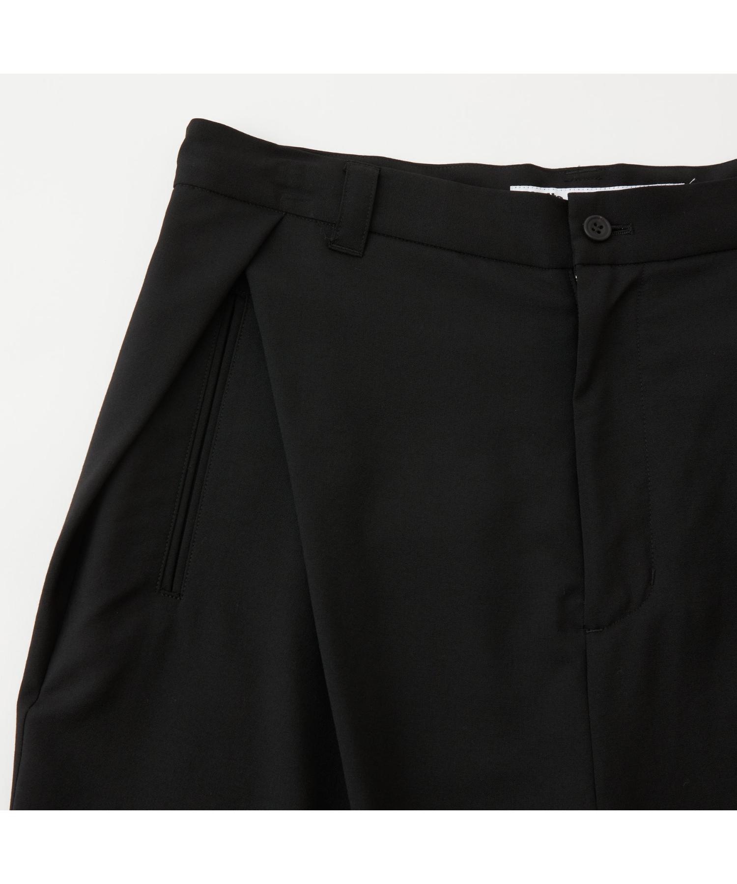 TROPICAL WOOL 2 TUCK SHORT PANTS