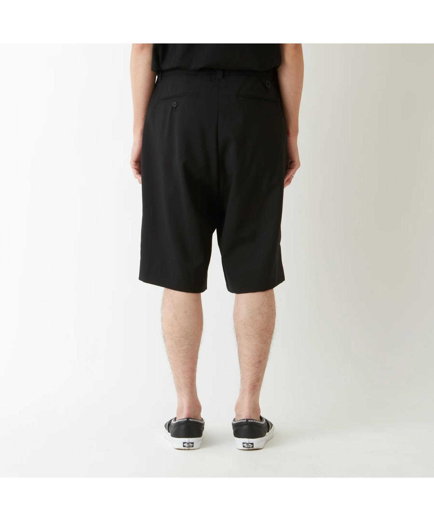 TROPICAL WOOL 2 TUCK SHORT PANTS