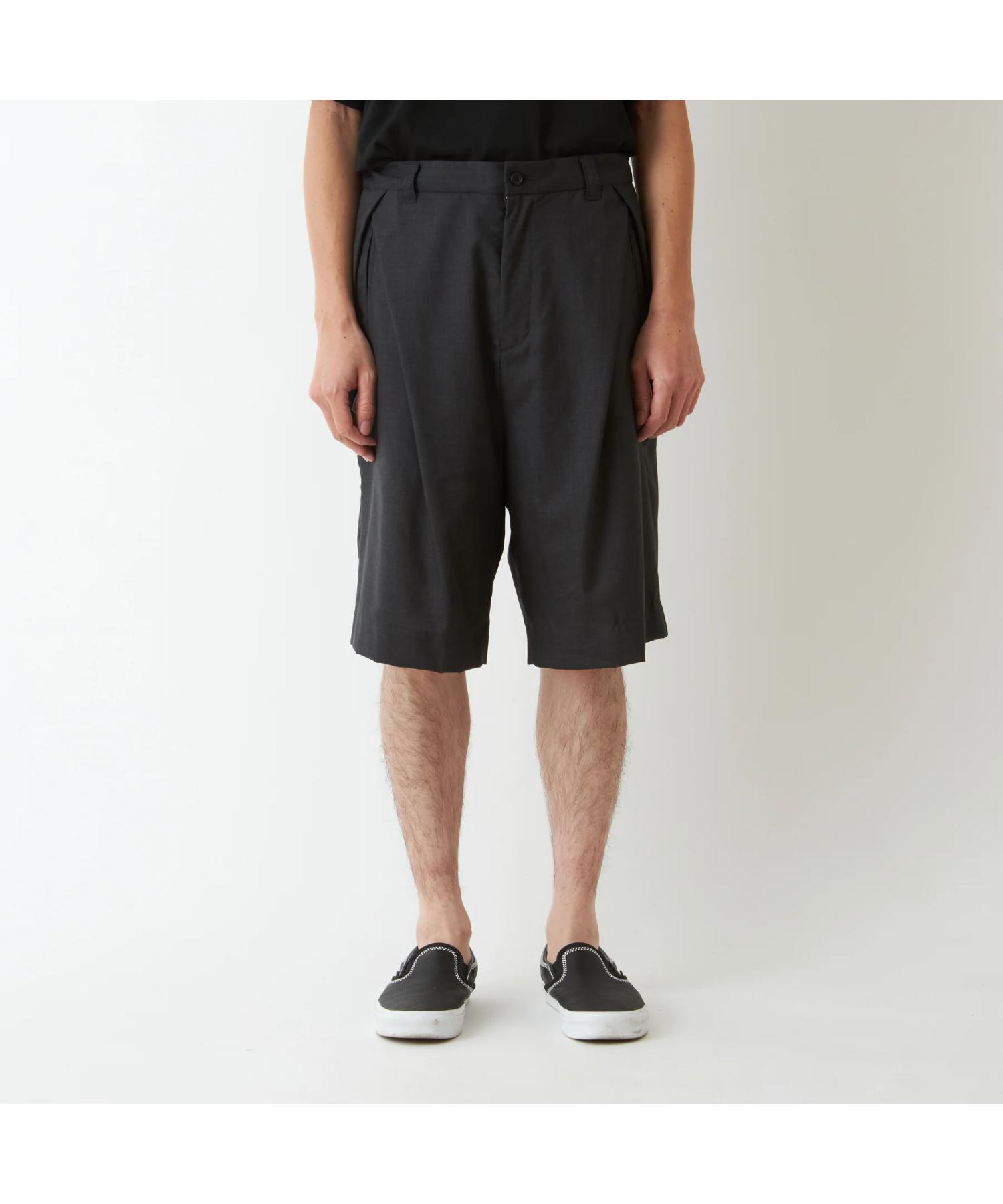 TROPICAL WOOL 2 TUCK SHORT PANTS