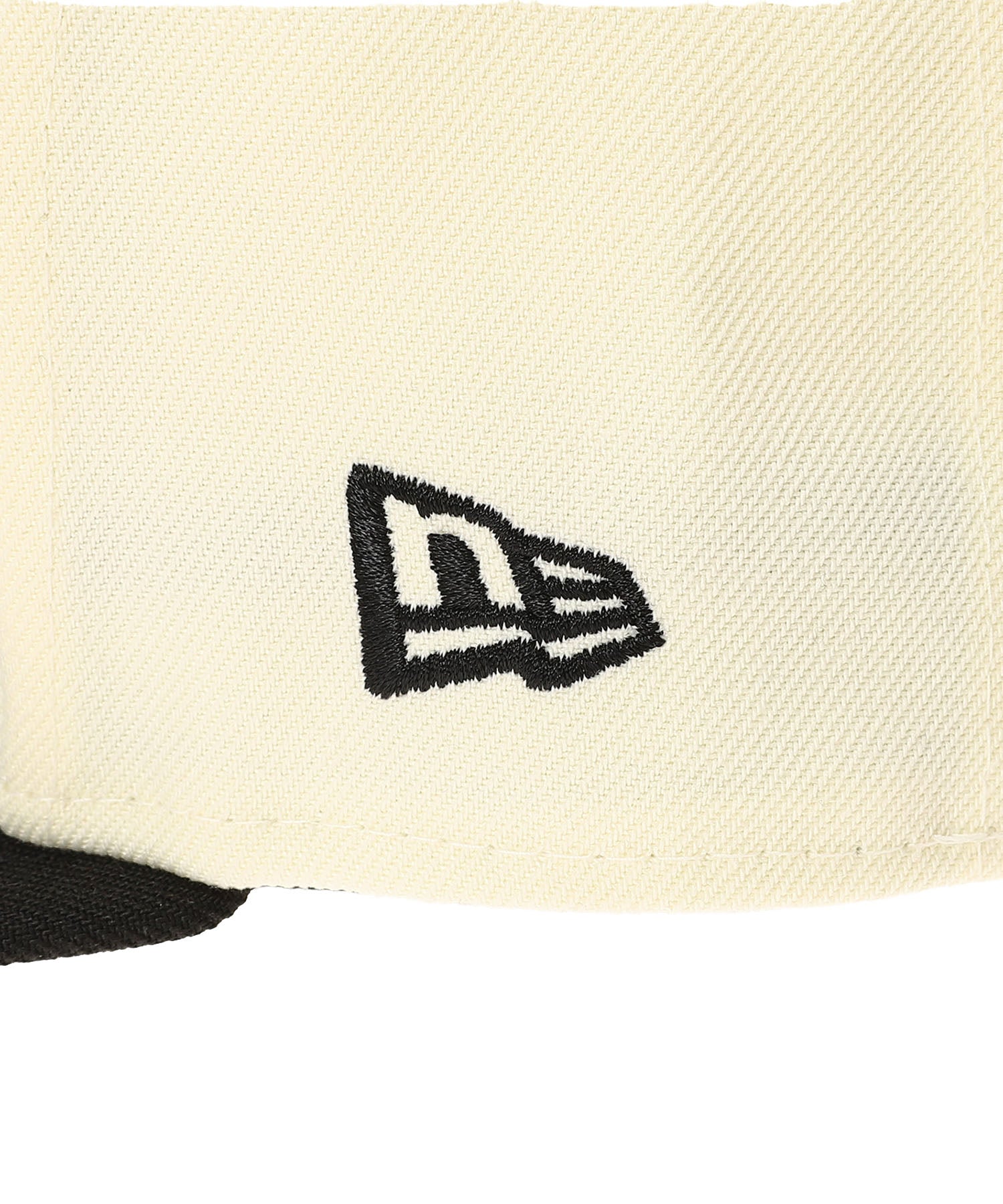 59FIFTY 読売ジャイアンツ ビジター クロームホワイト ブラックバイザー