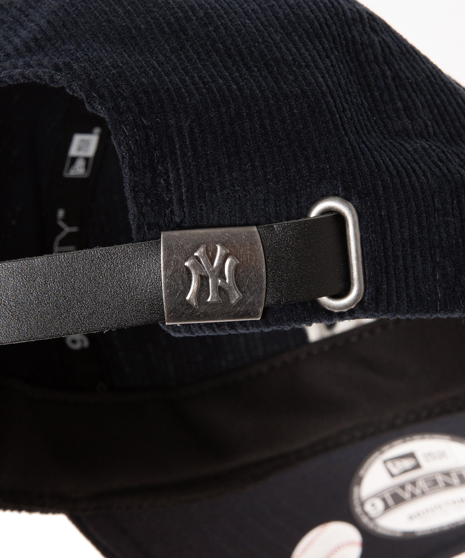 NEW ERA 9TWENTY MICRO CORDUROY NY YANKEES NAVY