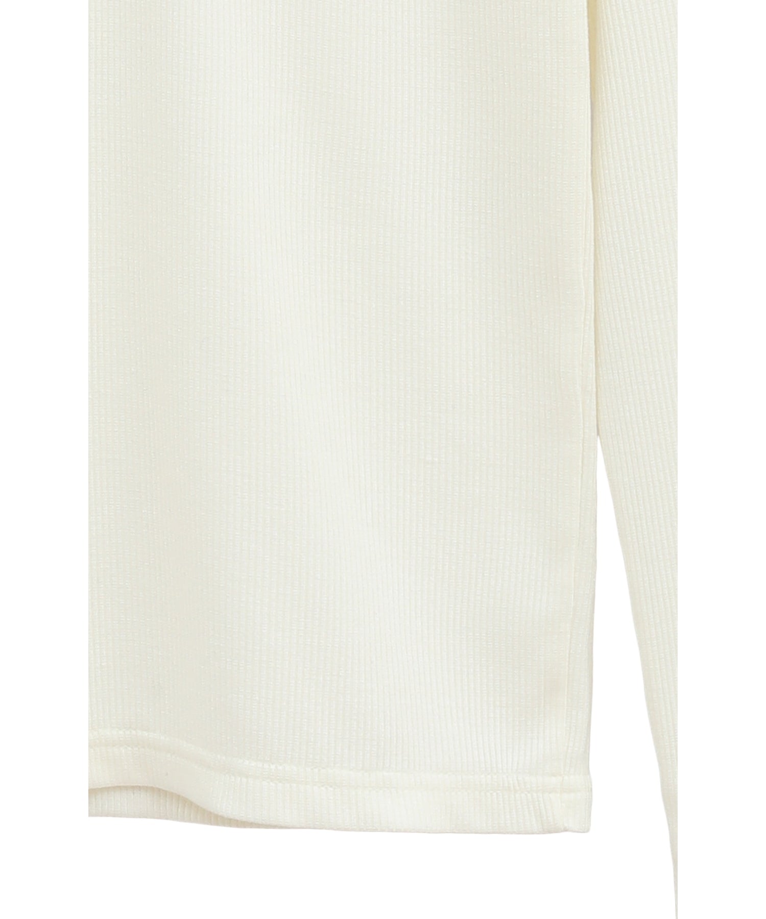 W FACE V NECK COMPACT TOPS