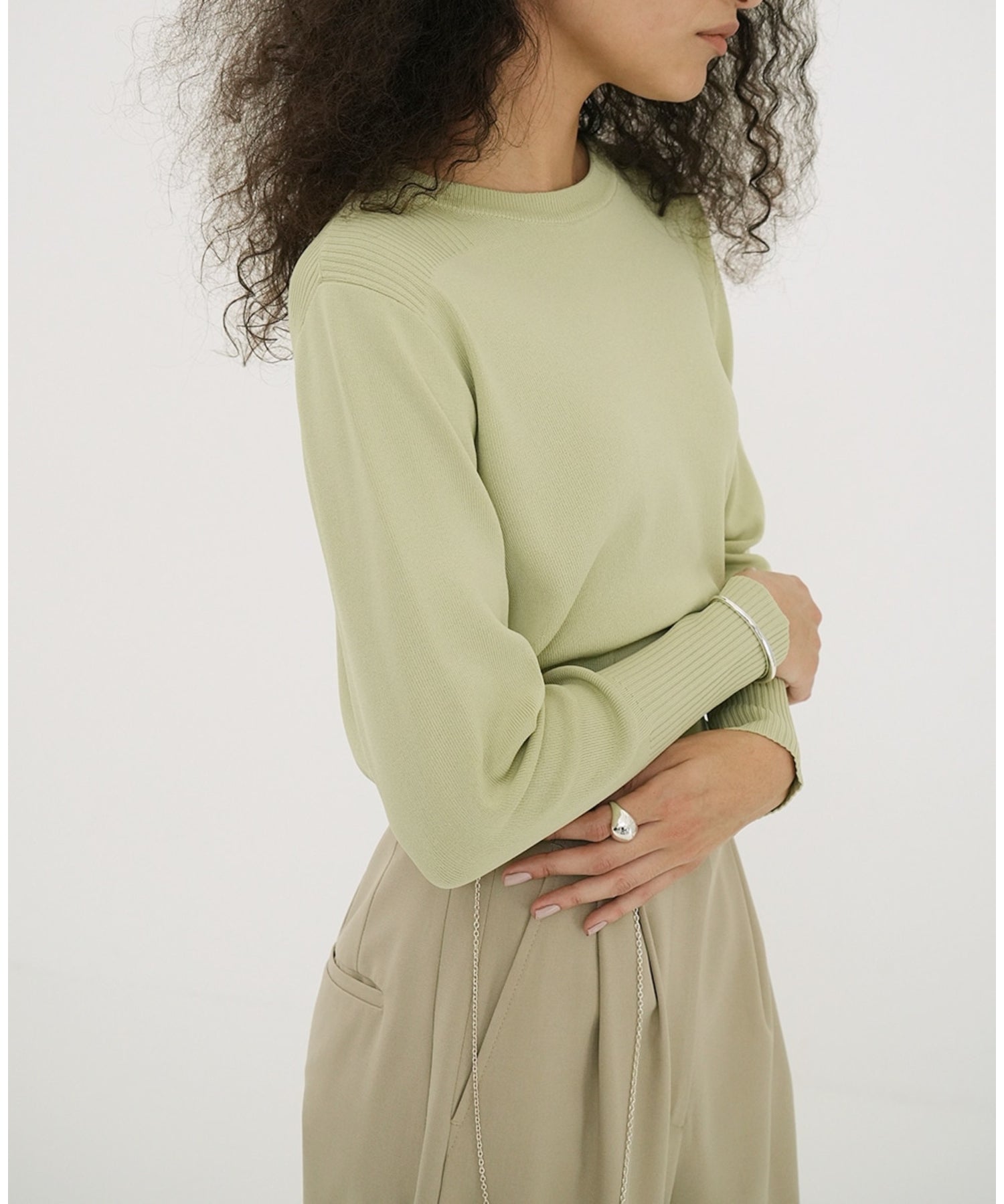 BASIC COMPACT KNIT TOPS