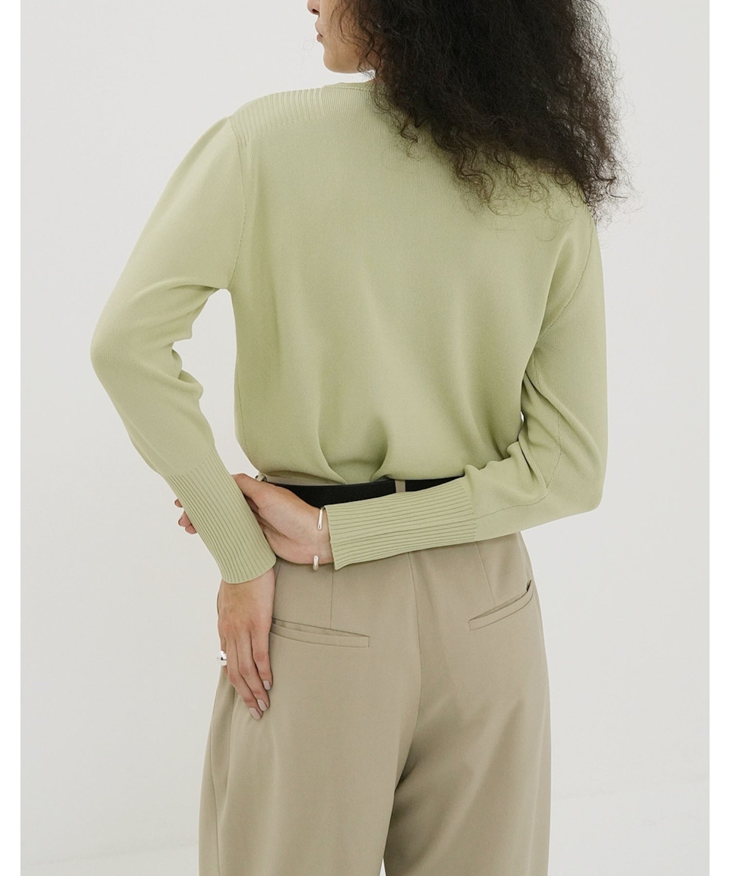 BASIC COMPACT KNIT TOPS