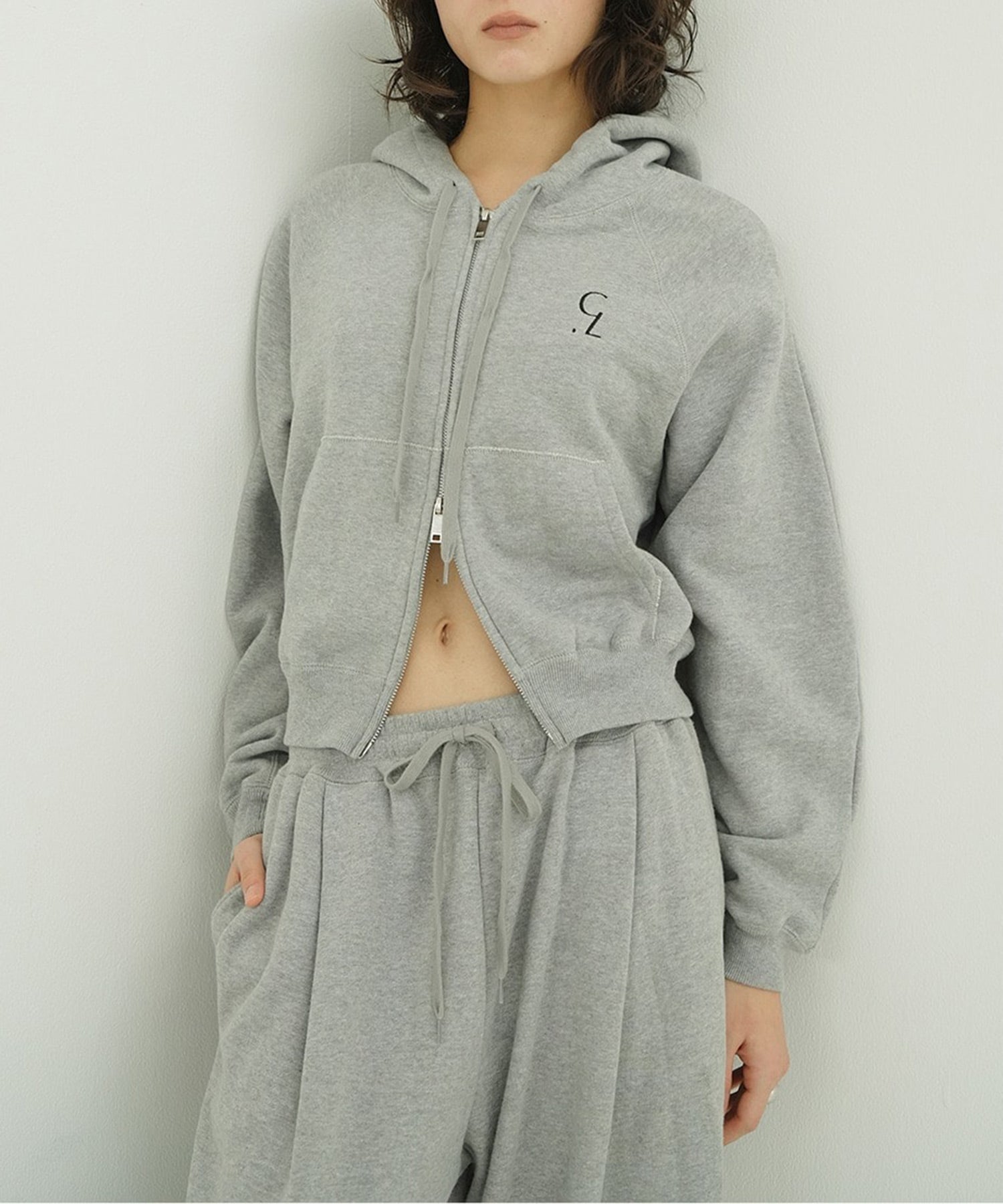 LOGO COMPACT ZIP UP HOODIE - CLANE (クラネ) - tops (トップス