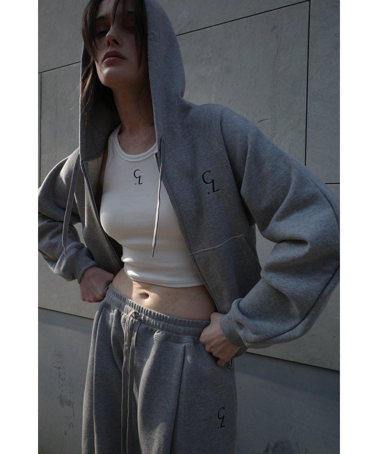 LOGO COMPACT ZIP UP HOODIE - CLANE (クラネ) - tops (トップス