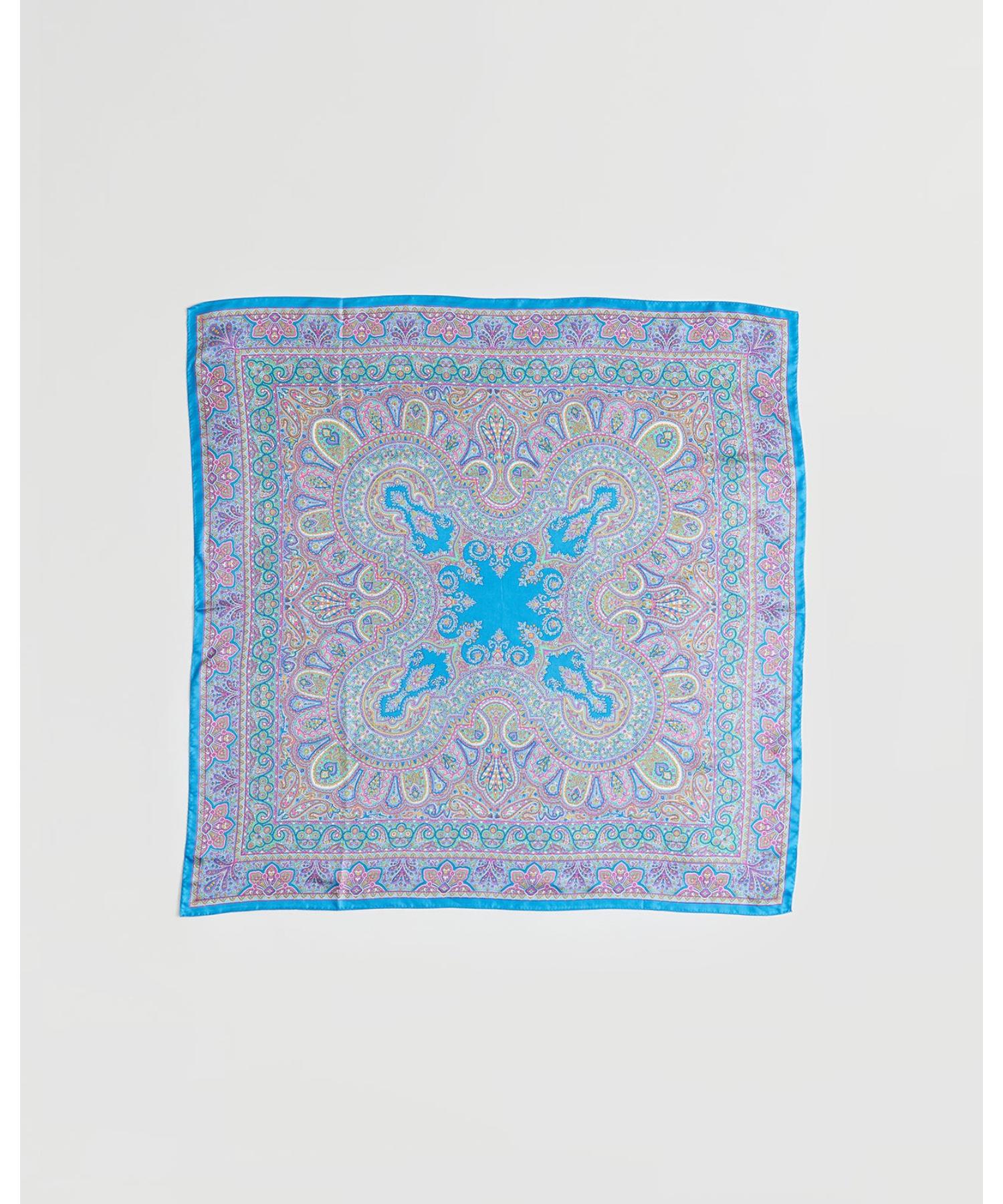 TRAVELING SILK SCARF