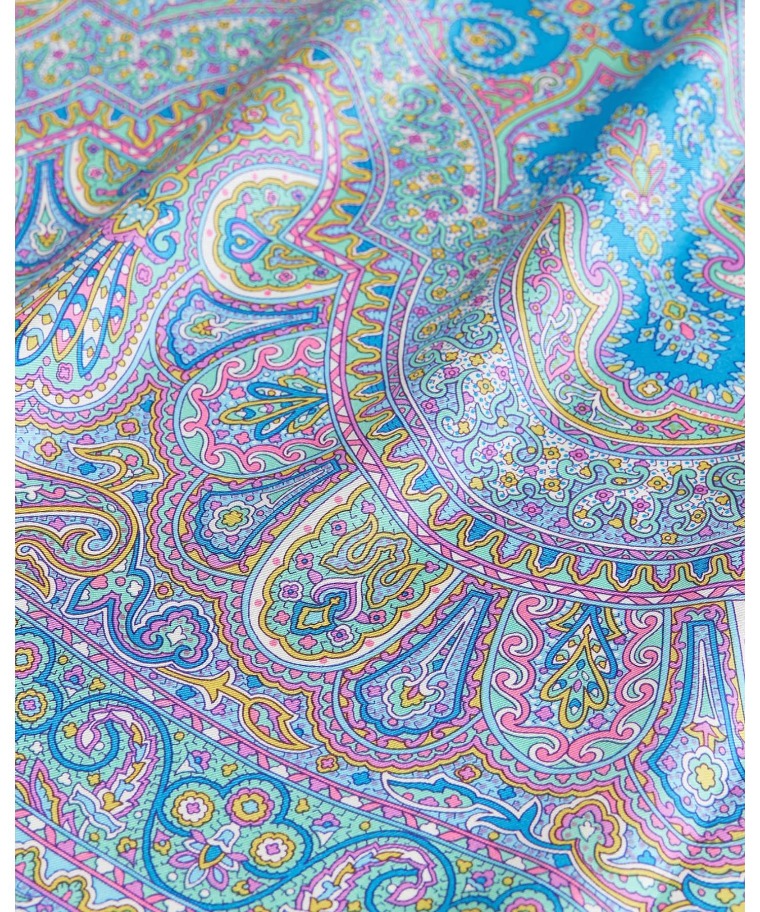 TRAVELING SILK SCARF
