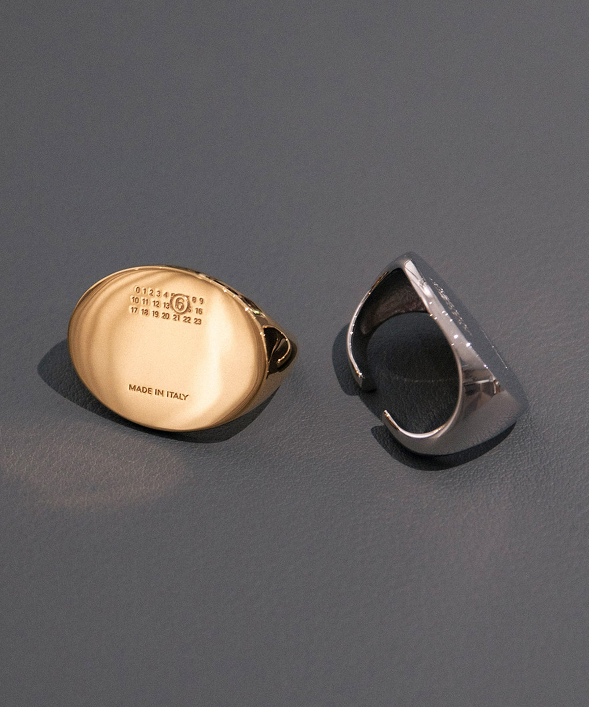 Minimal Logo 4Mm Ring