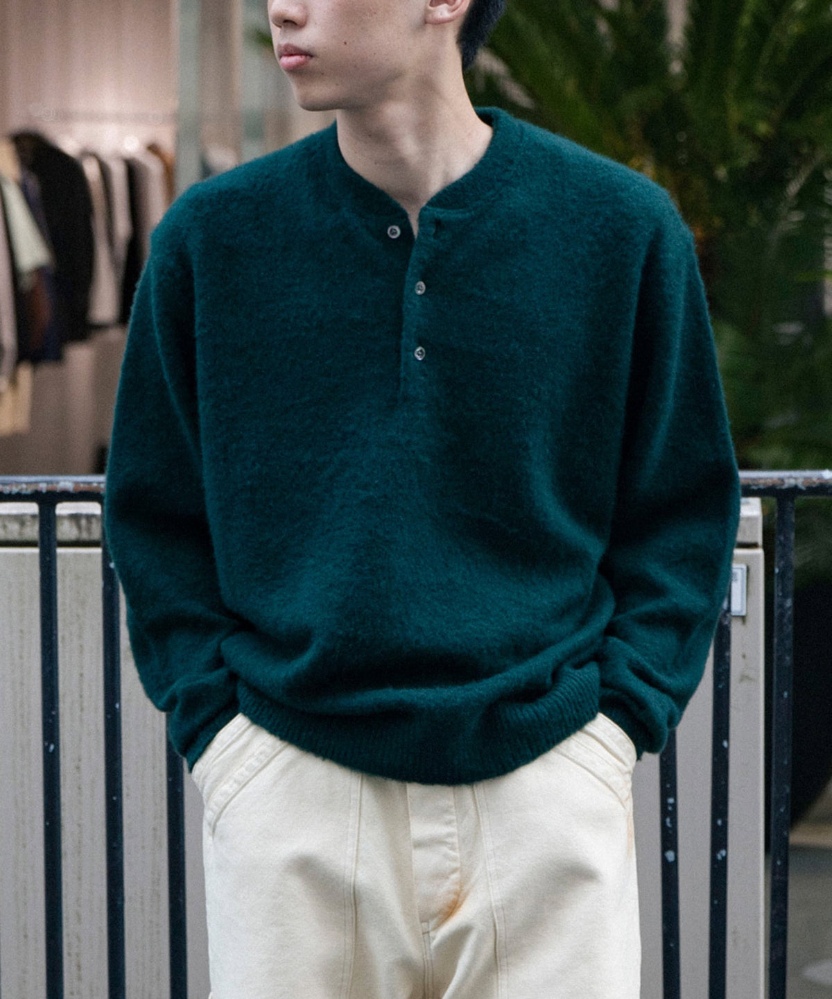 Cashmere Middle Gauge Henley Neck Sweater