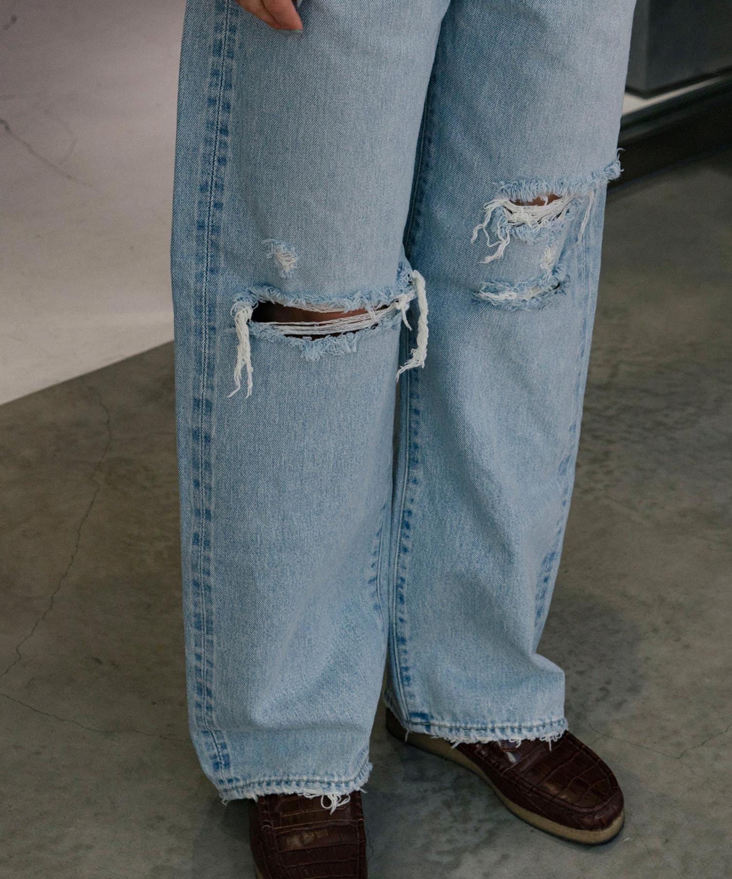 NEW YORKER DENIM PANTS (DAMAGED)