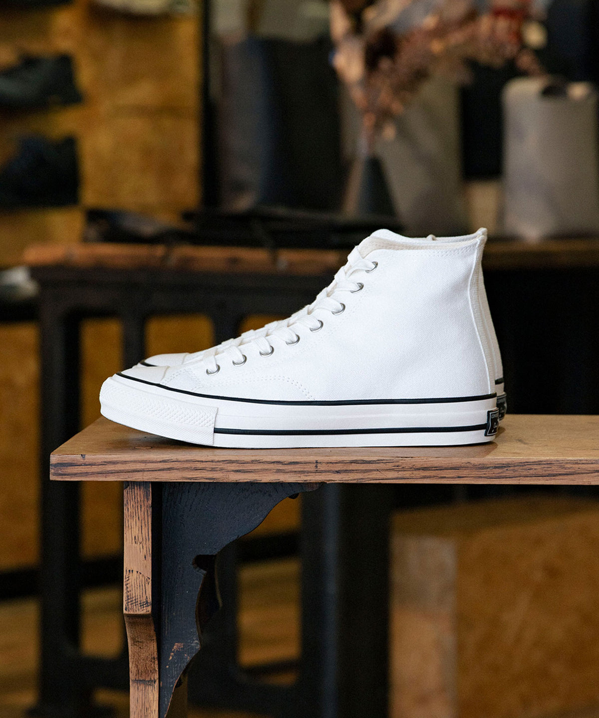 CHUCK TAYLOR CANVAS HI