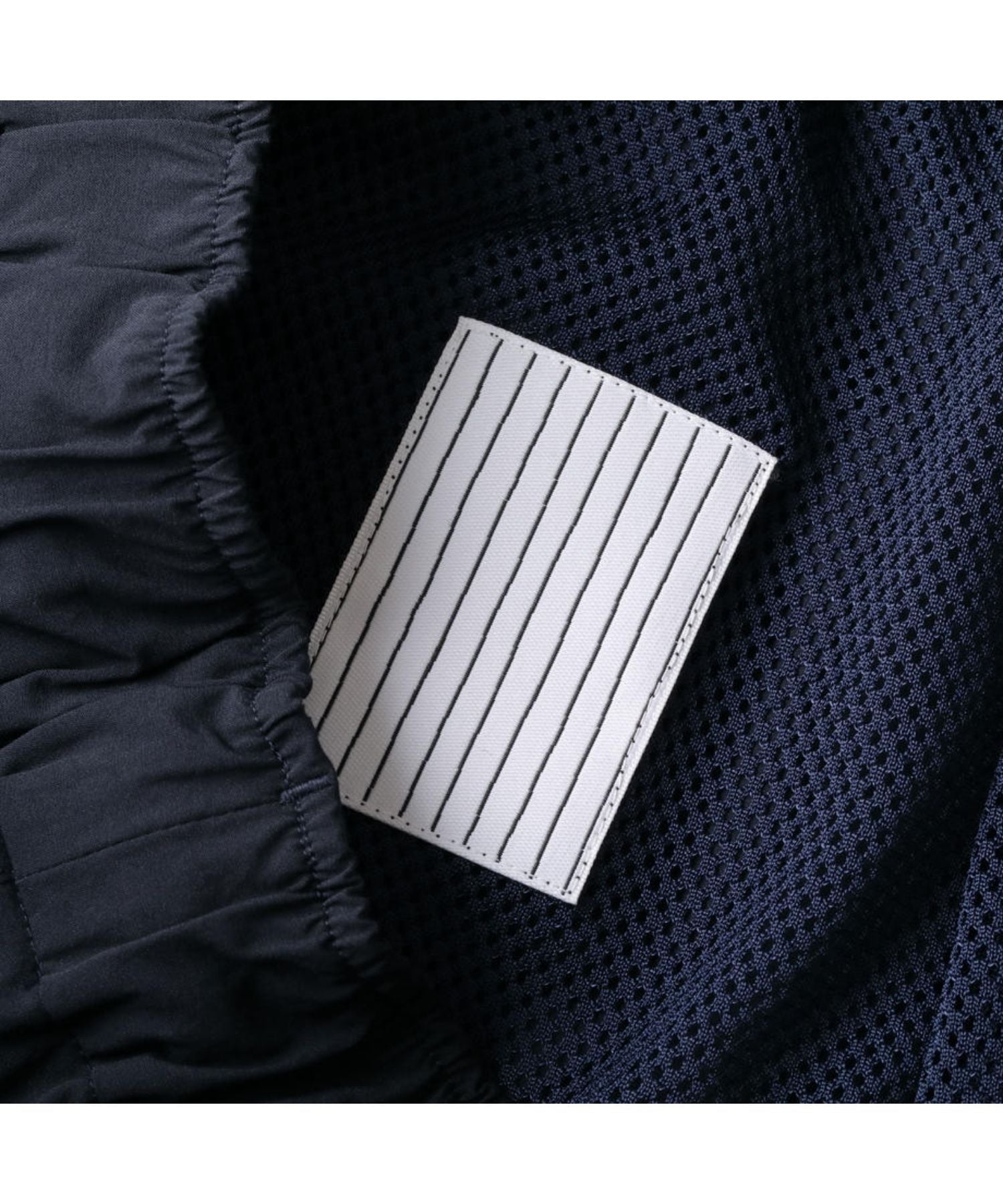 Wide Tapered Easy Pants (Nylon)