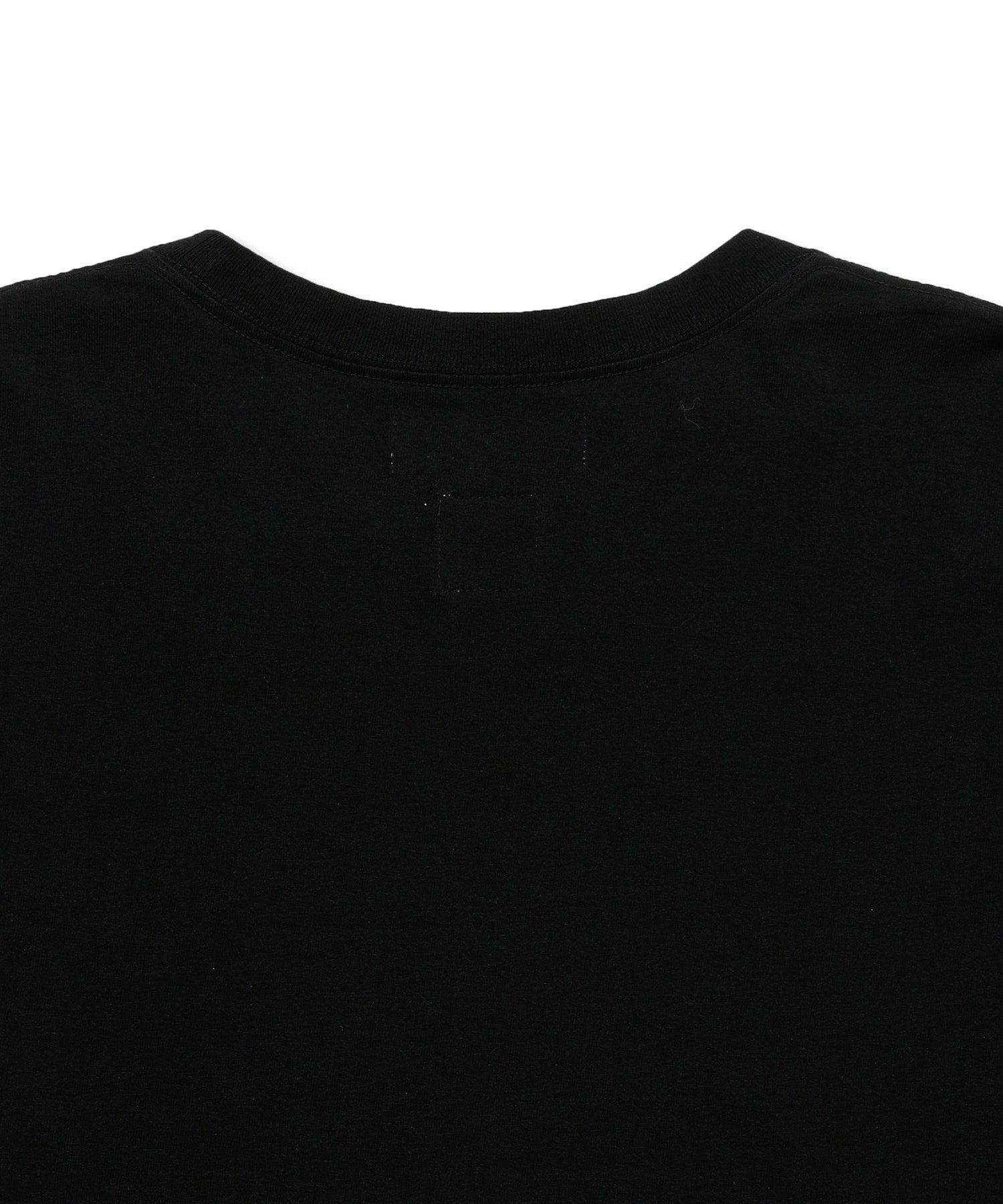 EY GRAPHIC LONG SLEEVE BASIC TEE