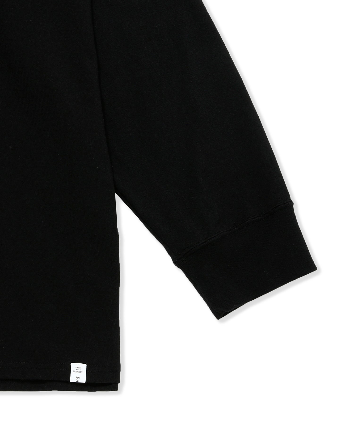 EY GRAPHIC LONG SLEEVE BASIC TEE