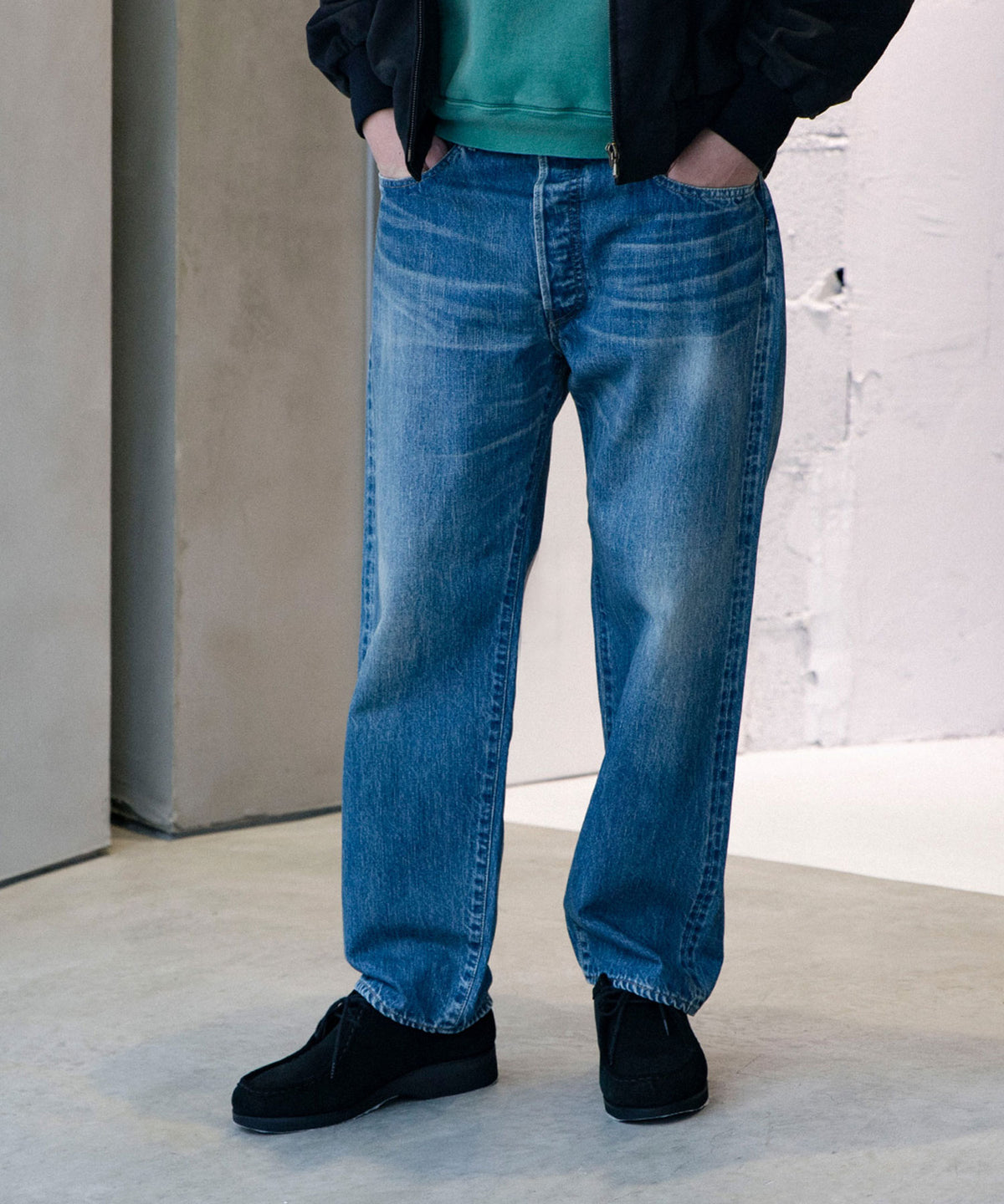 Washed Denim Pants E