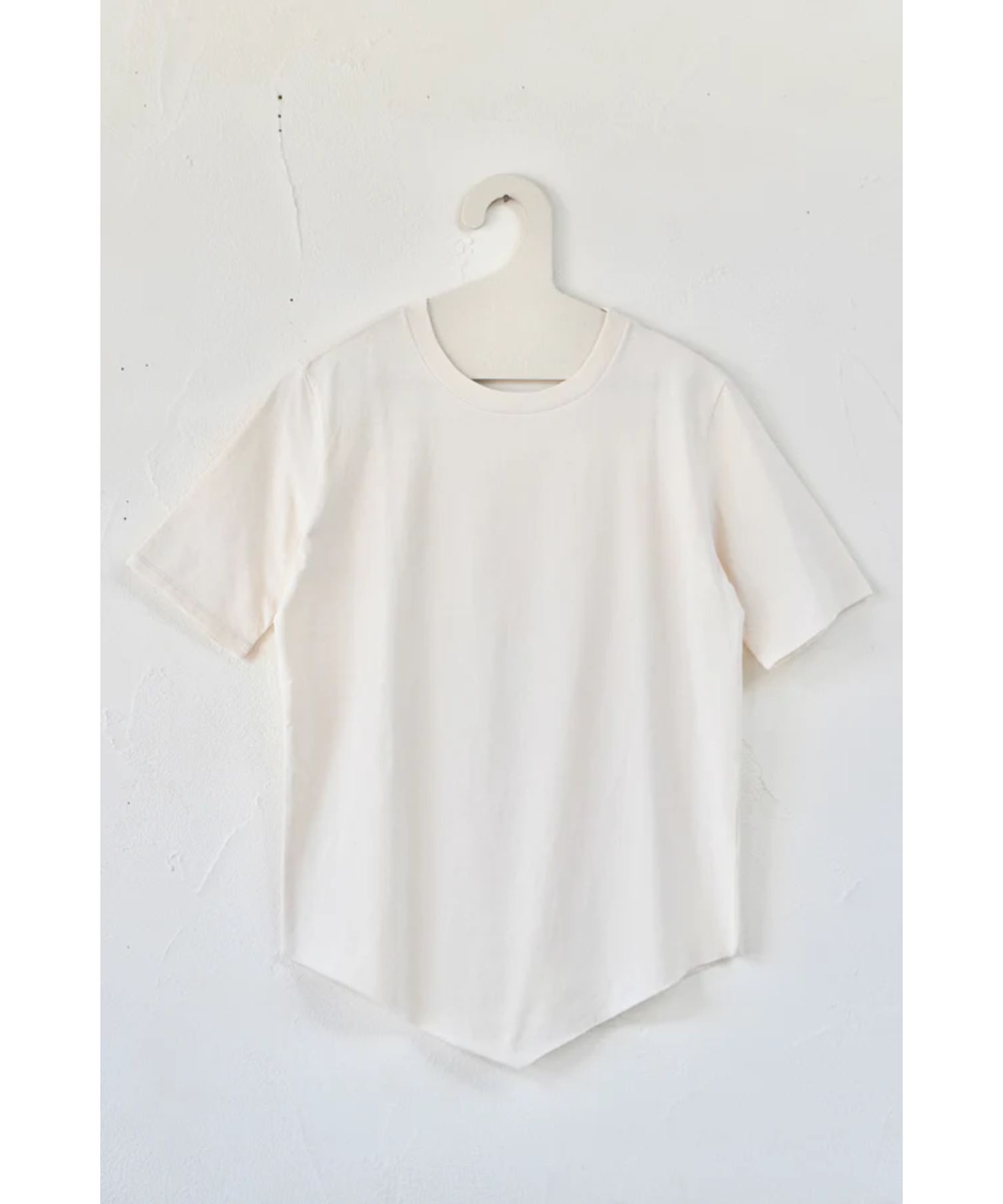 PLAIN TEE