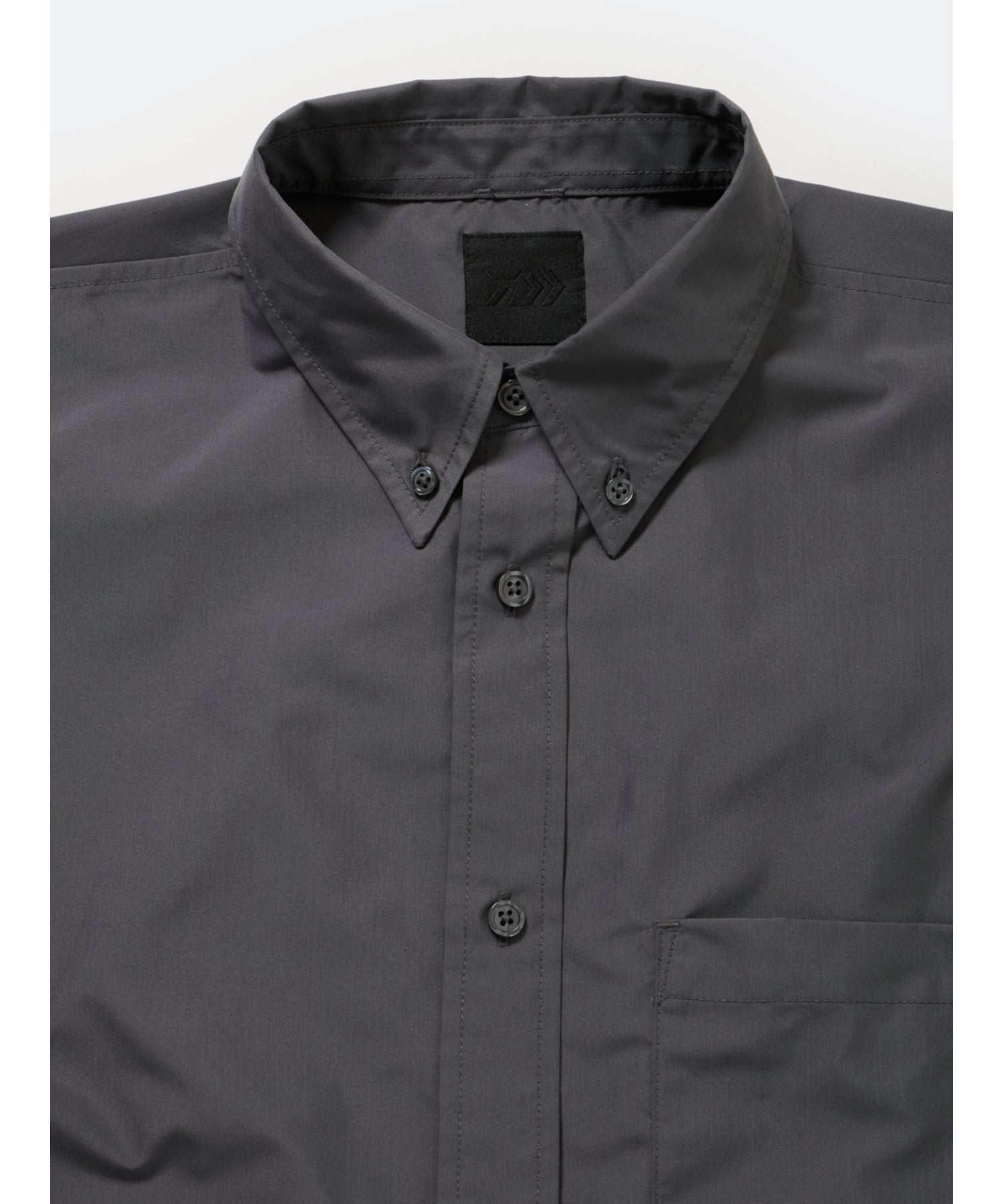 TECH BUTTON DOWN SHIRT L/S