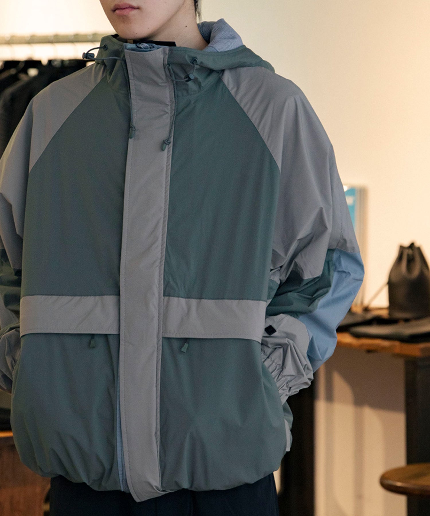 TECH STORM MOUNTAIN JACKET