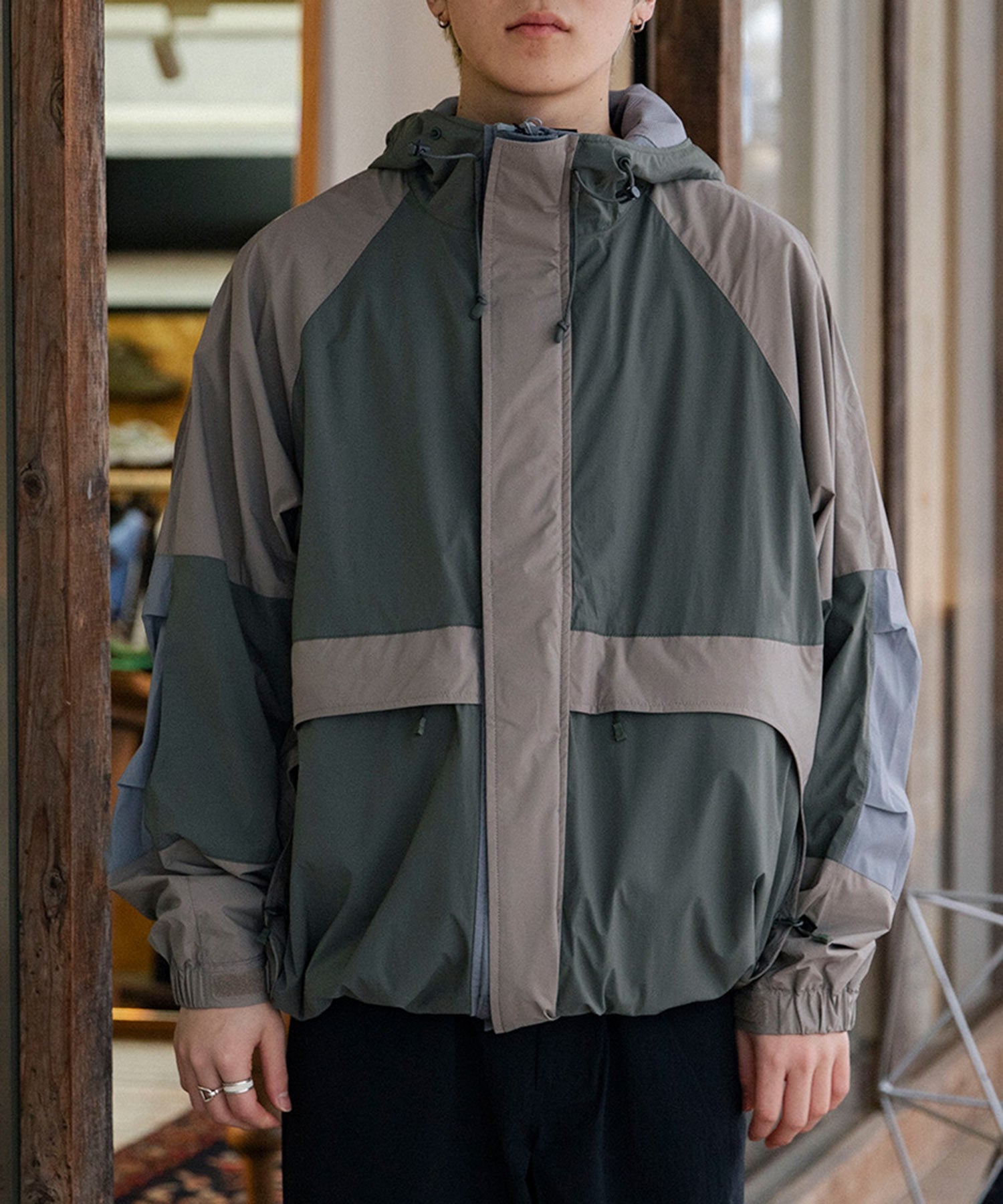 TECH STORM MOUNTAIN JACKET