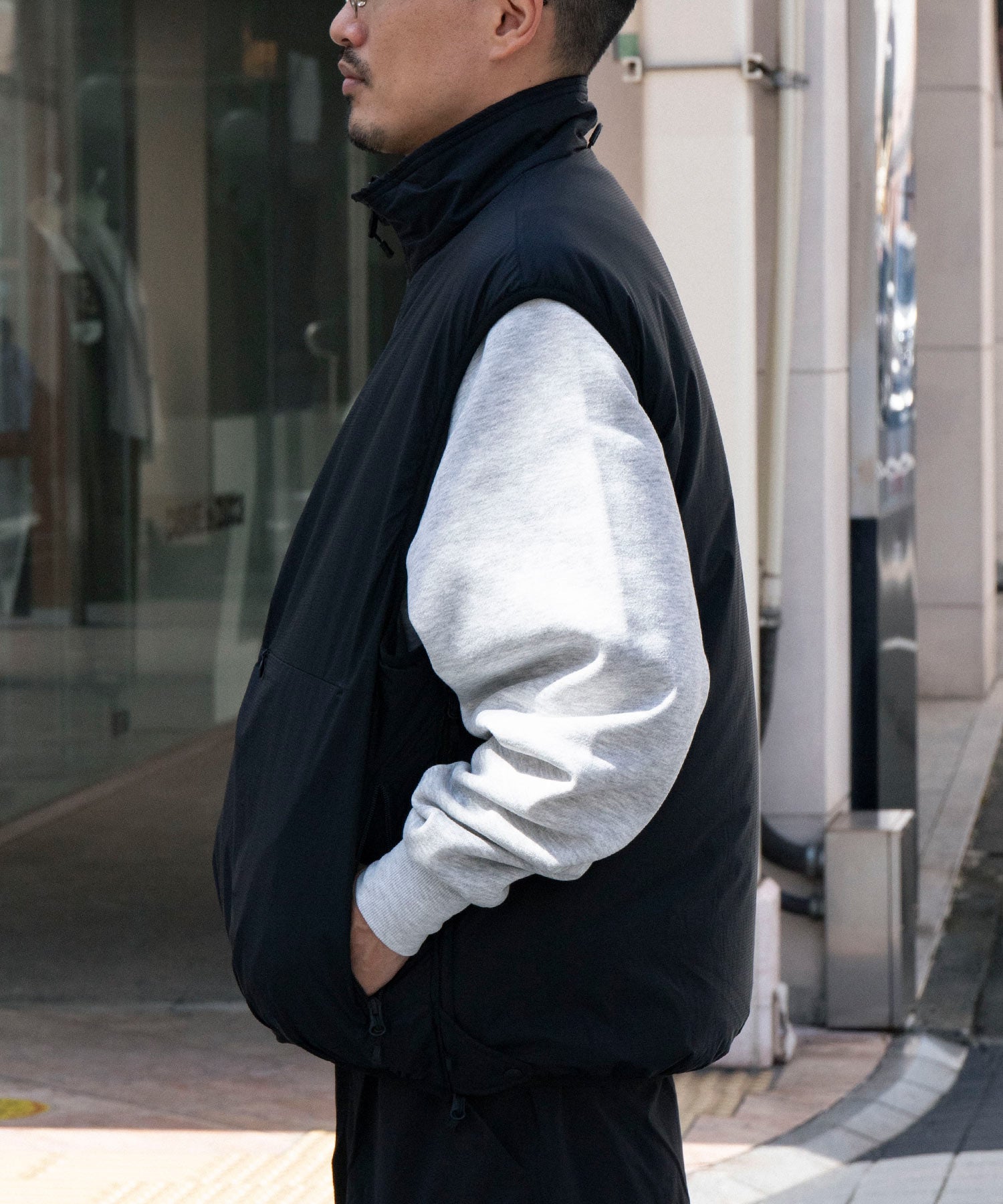 Tech Reversible Pullover Puff Vest