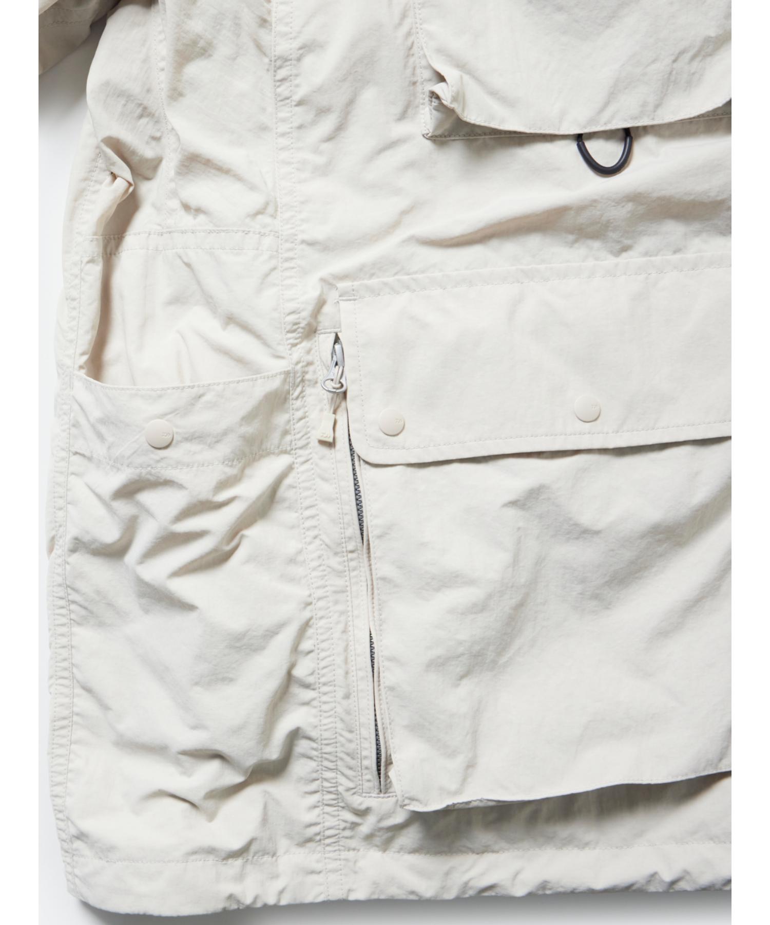 TECH PARACHUTE JACKET