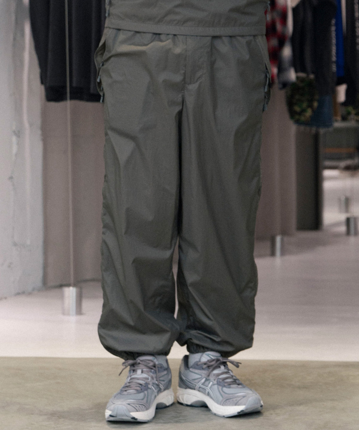 TECH WIND SHELL PANTS