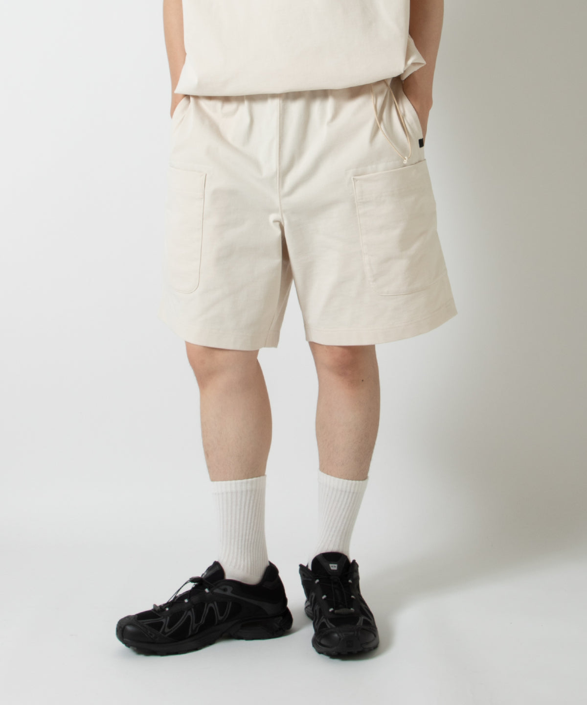 TECH SIDE POCKET SHORTS Brewed Protein