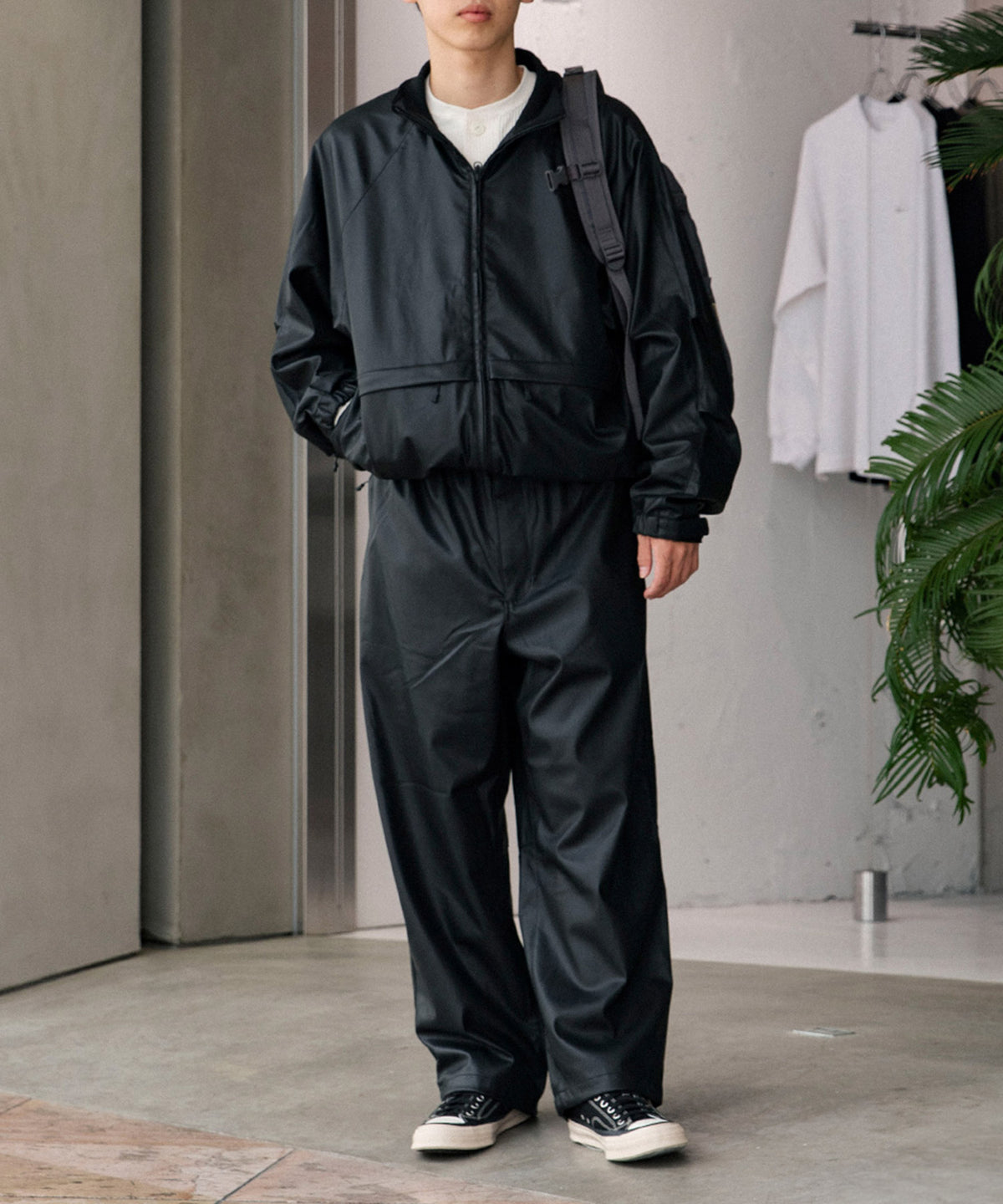 TECH SYNTHETIC SKIN WINDBREAKER PANTS