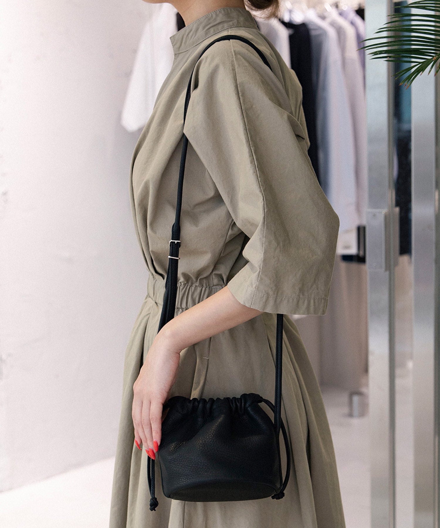 HANDLE POUCH MINI + SHOULDER