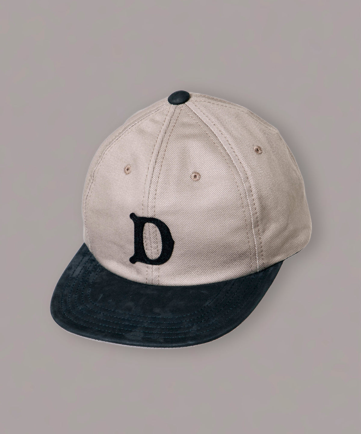 FIGURE x H.W.DOG BASEBALL CAP