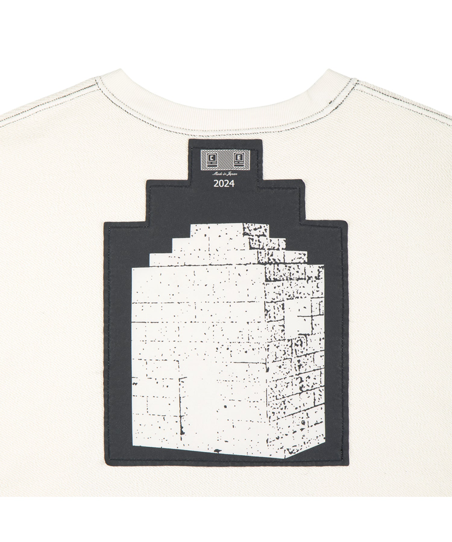 WASHED WHITE TEMPLE CREW NECK