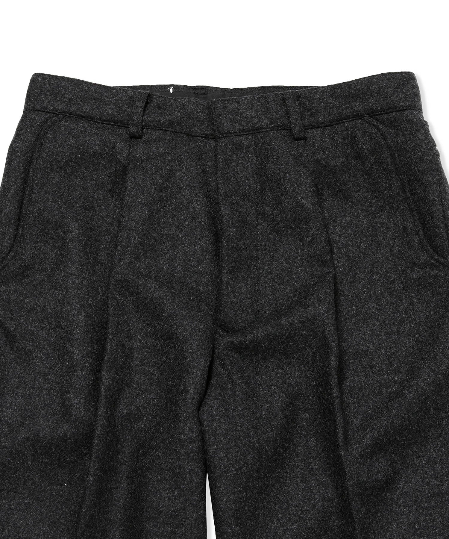 One Tuck Side Adjustable Pants