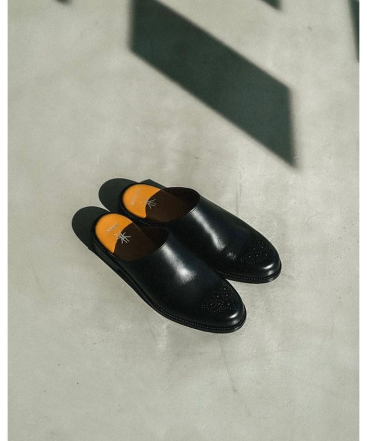 ネーム(Name.)｜Leather Slippers｜公式通販｜FIGURE ONLINE