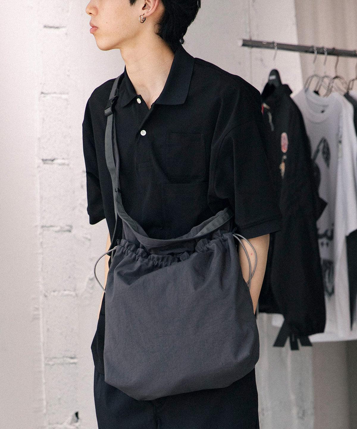 TAS BIG RED CROSS APRON BAG