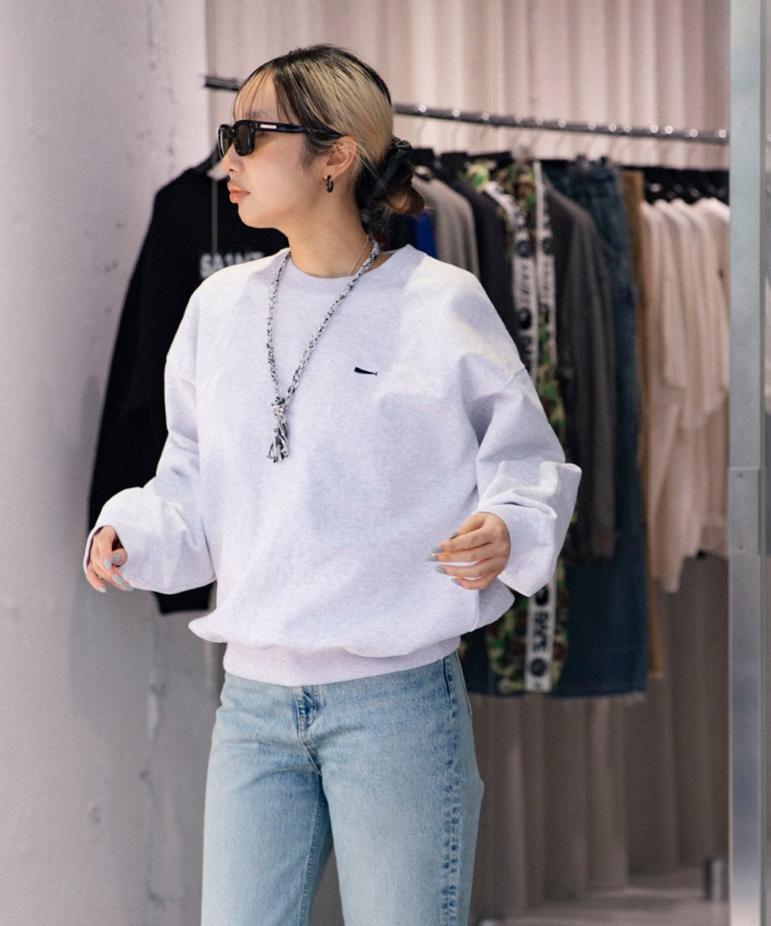 PE CREW NECK