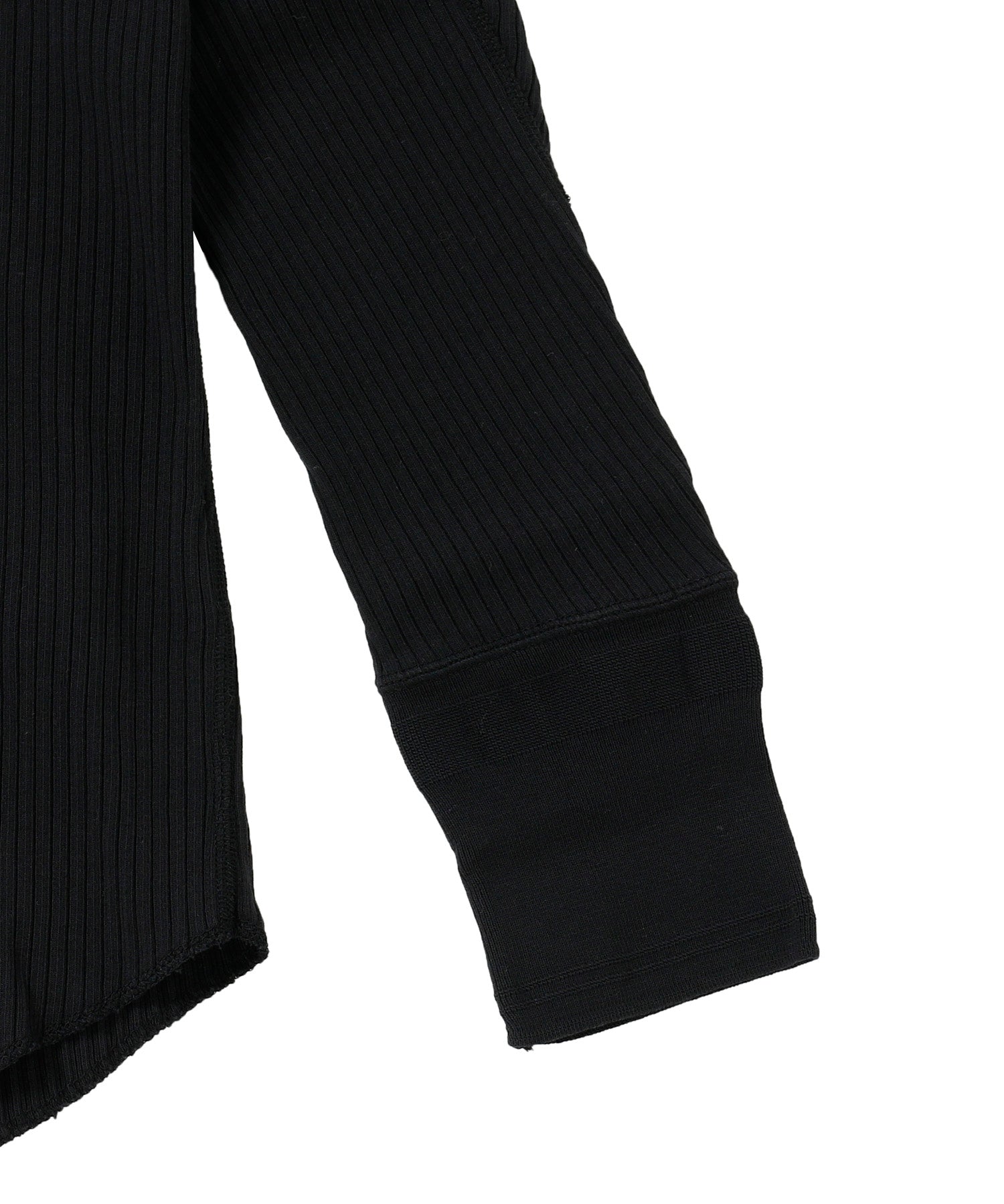 OBLONG NECK PULLOVER