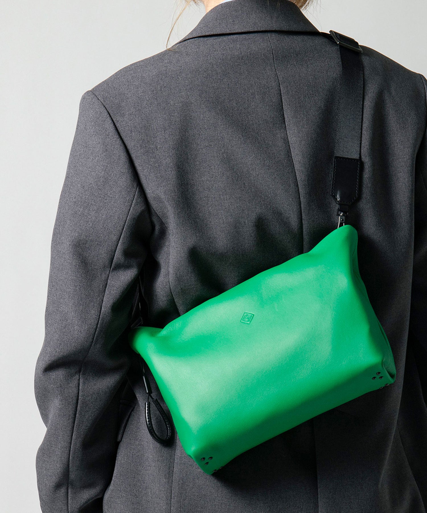 Basic Pouch M (Lamb)