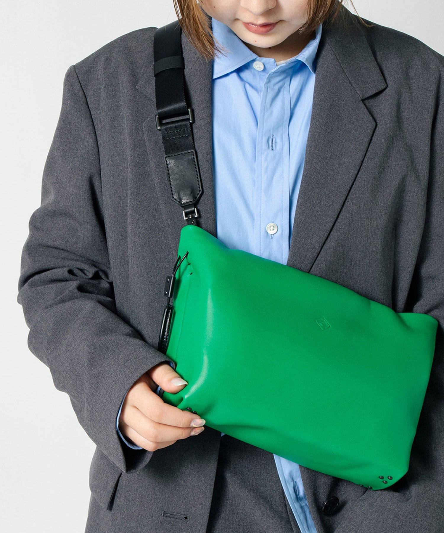 Basic Pouch M (Lamb)