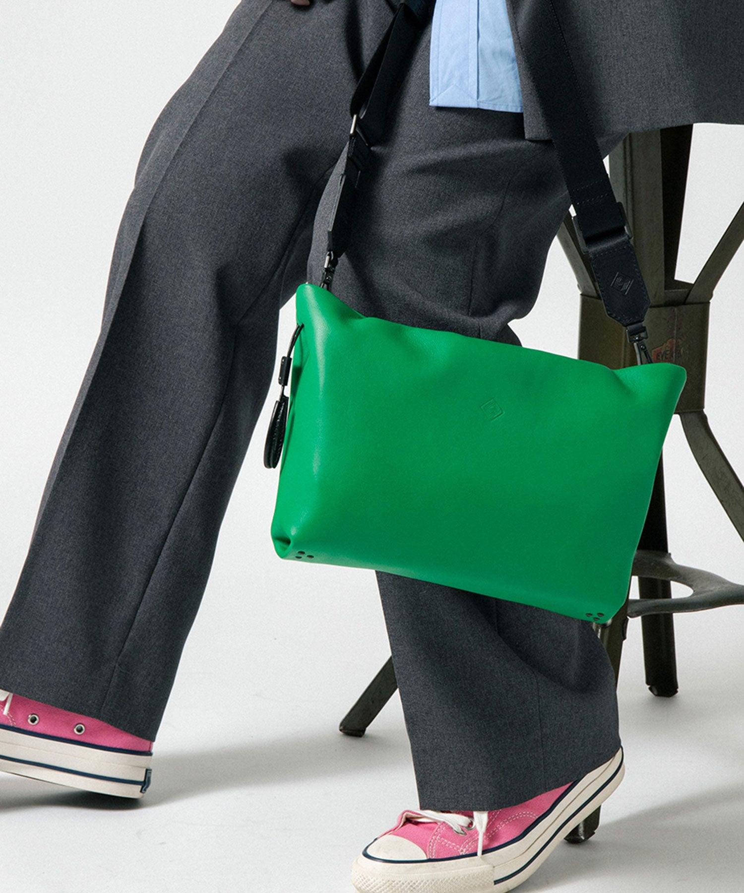 Basic Pouch M (Lamb)