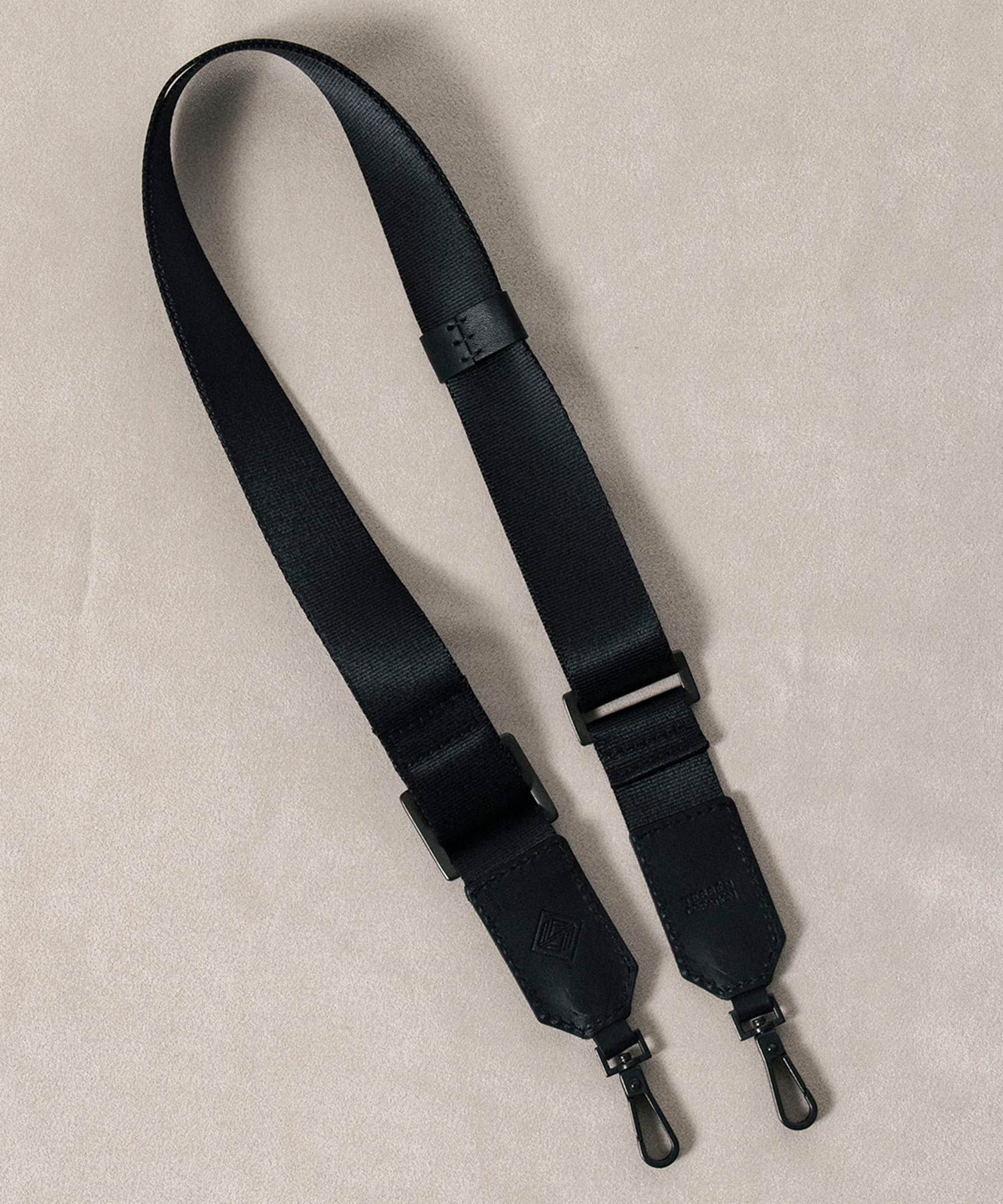 Basic Pouch M (Lamb)