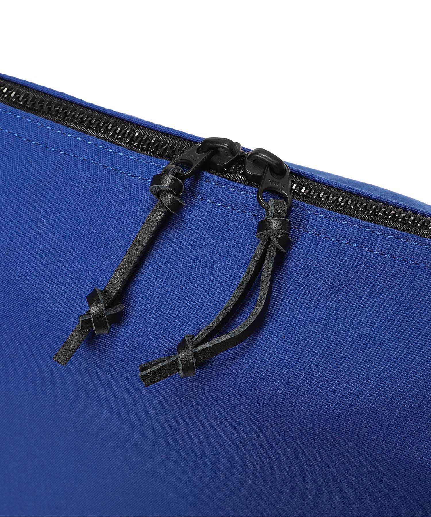 Field Shoulder Bag