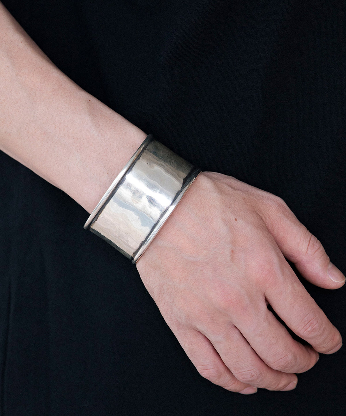 DWELLER BANGLE WIDE 925 SILVER by END