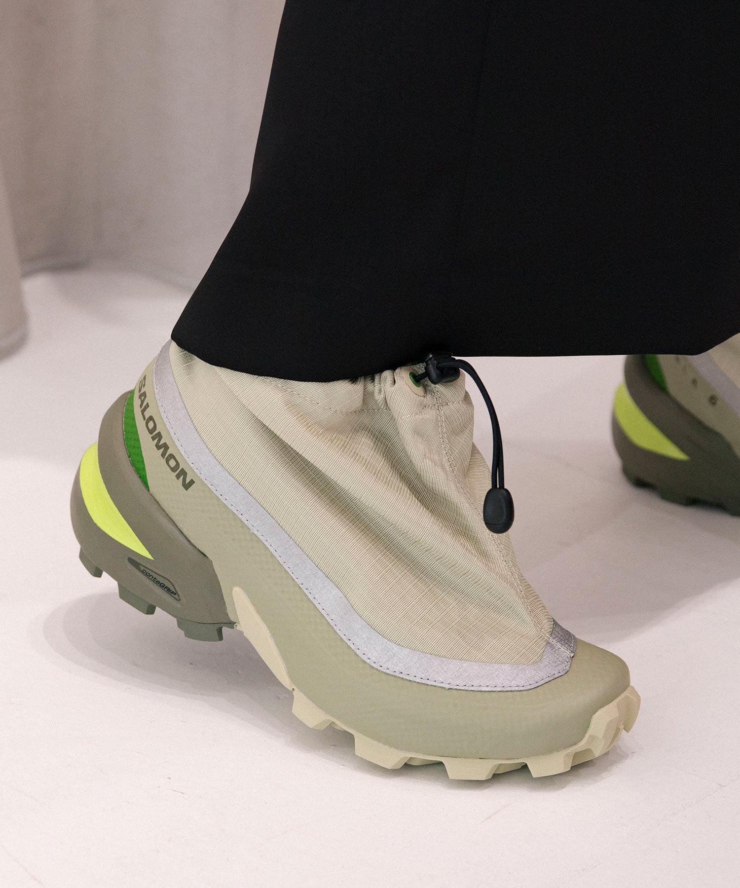 MM6 Maison Margiela/ CROSS Low MM6 Maison Margiela / Salomon/ 【公式】【公式通販】【正規取扱】