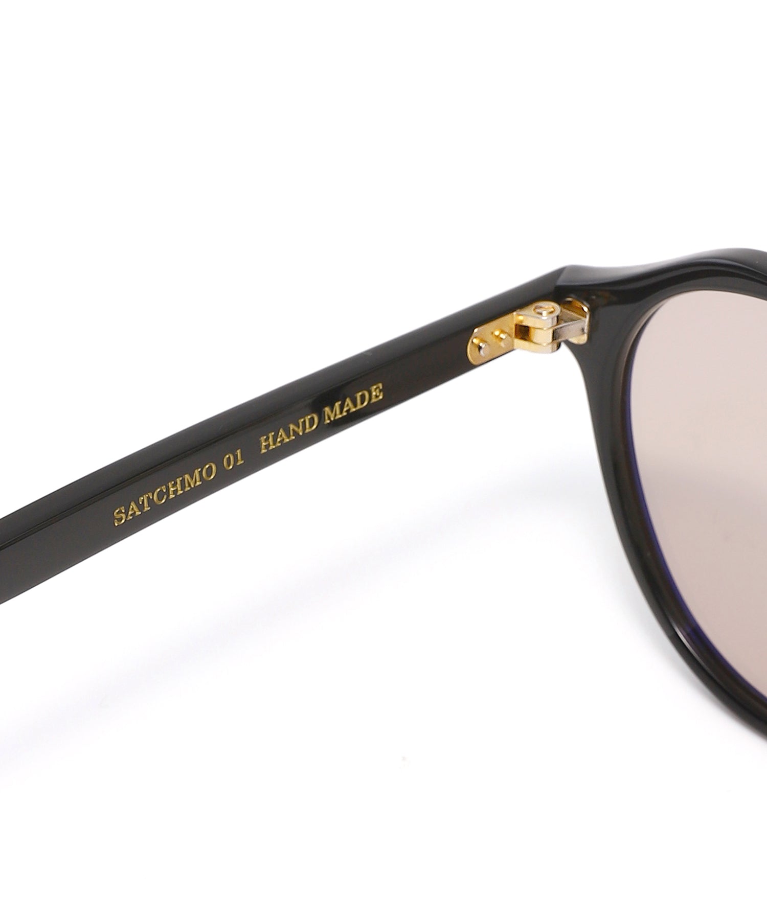 SATCHMO Shiny Black Gold