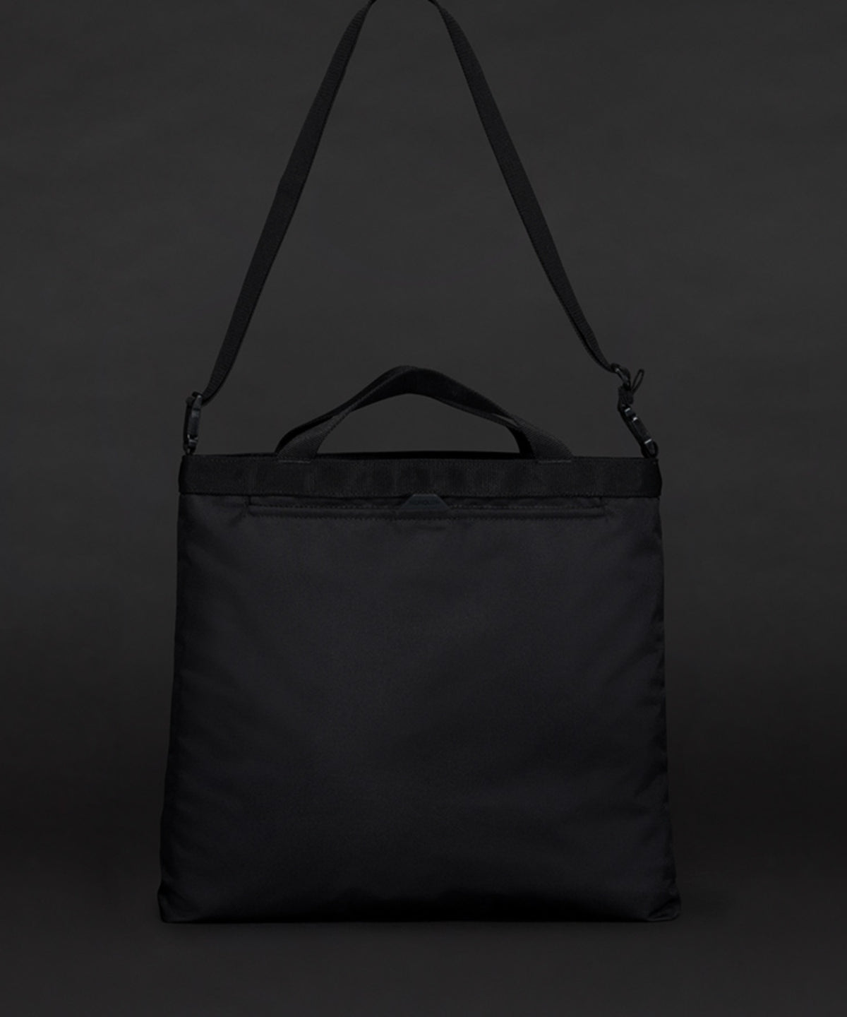 TOTE SHOULDER STANDARD M BLACK