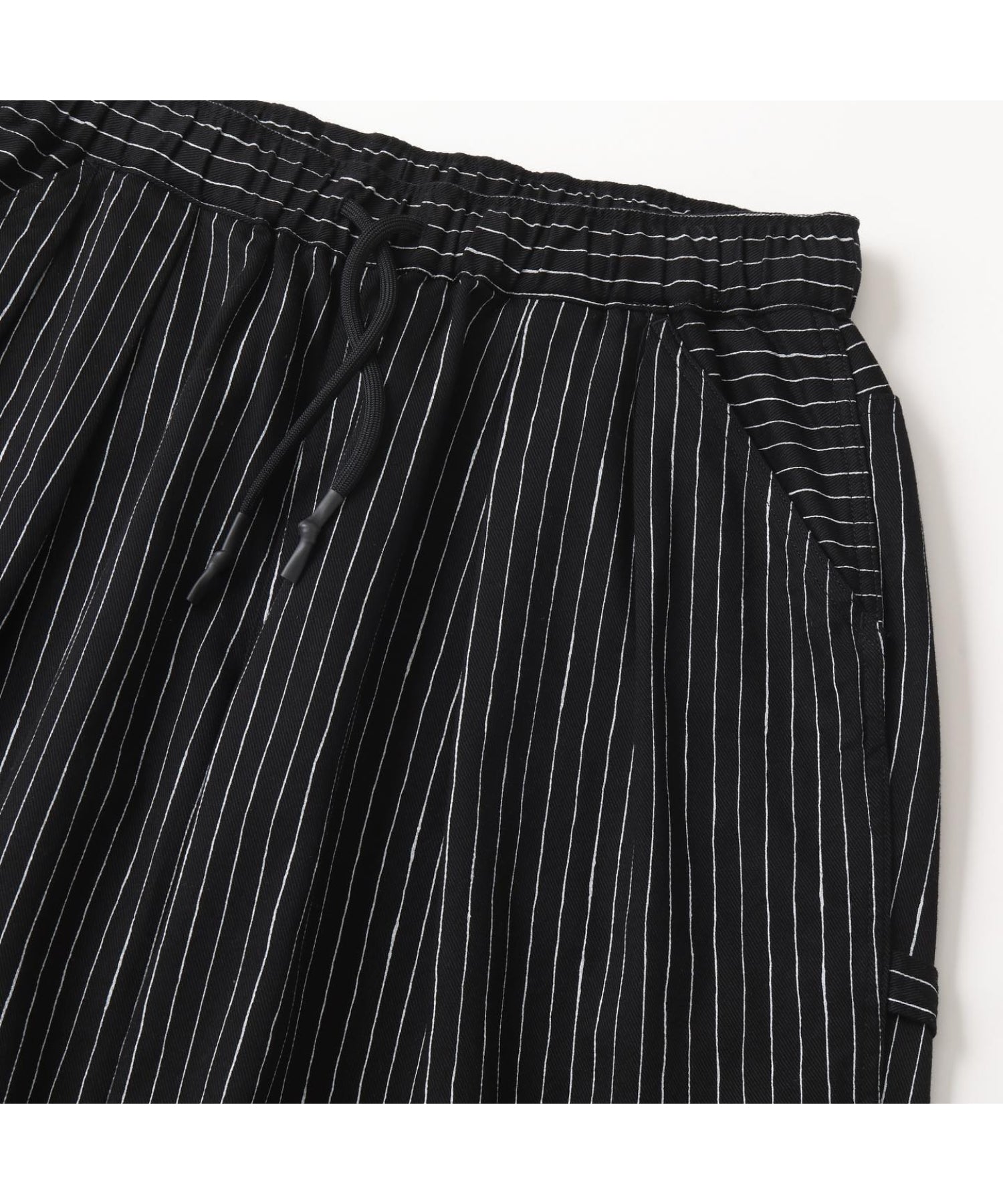 STRIPE PAINTER SHORTS