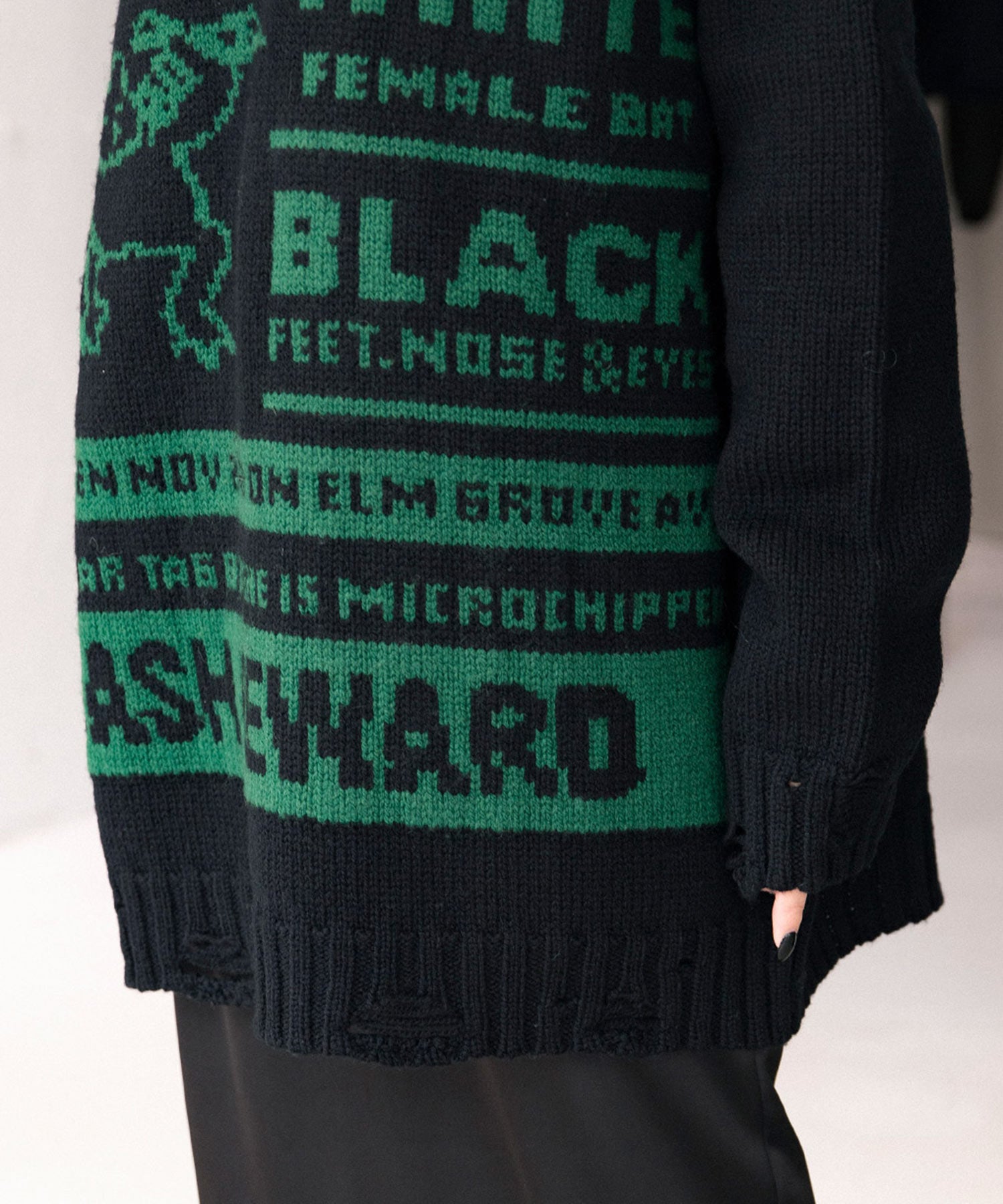 CREWNECK