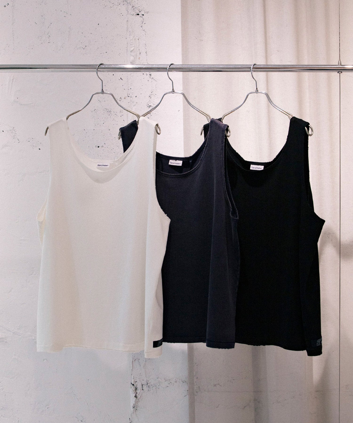 ORGANIZED TANKTOP / COTTON JERSEY
